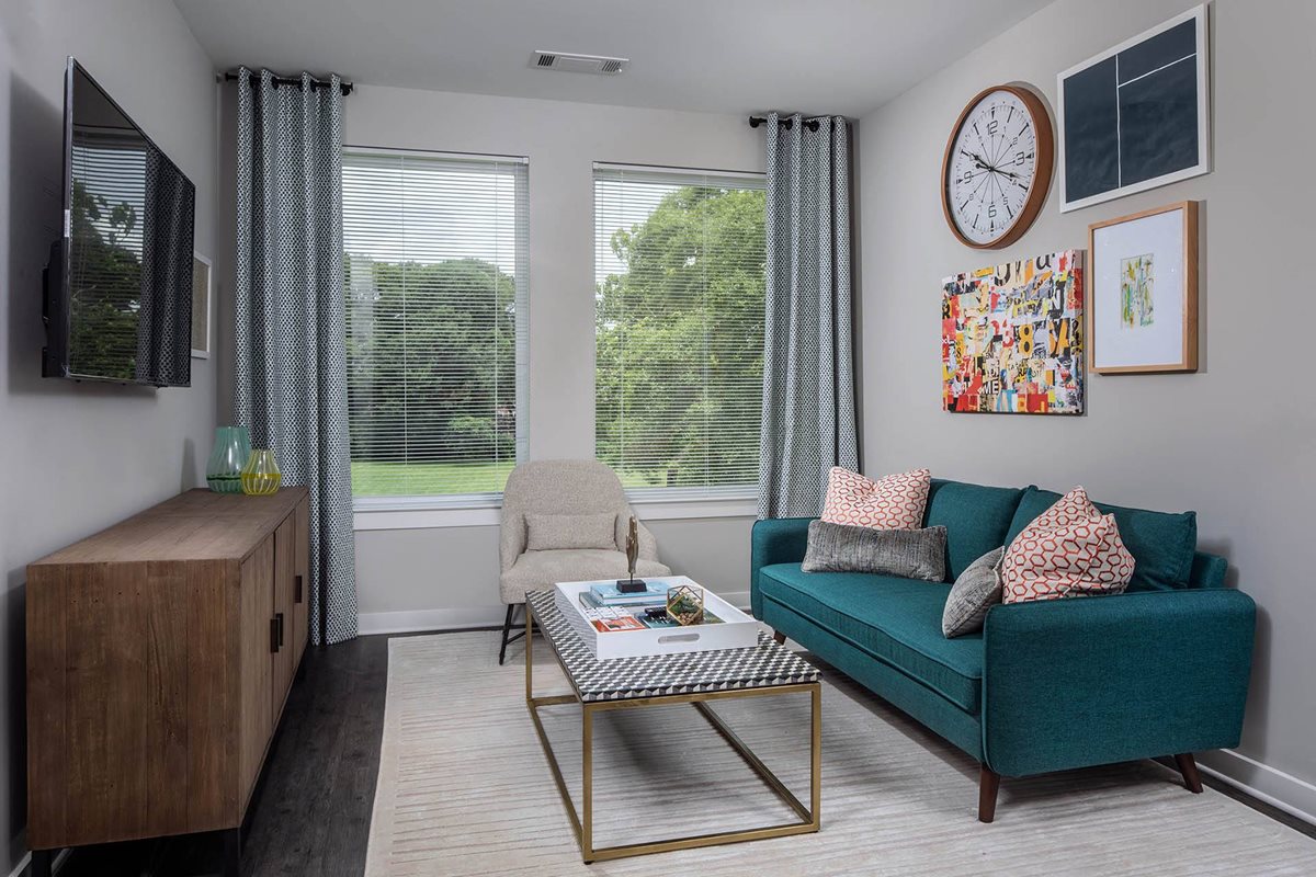Entra West End Apartments